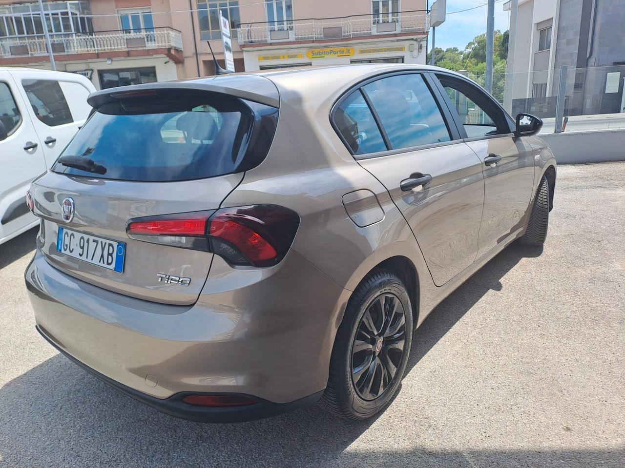 Fiat Tipo 1.3 Mjt S&S 5 porte Business