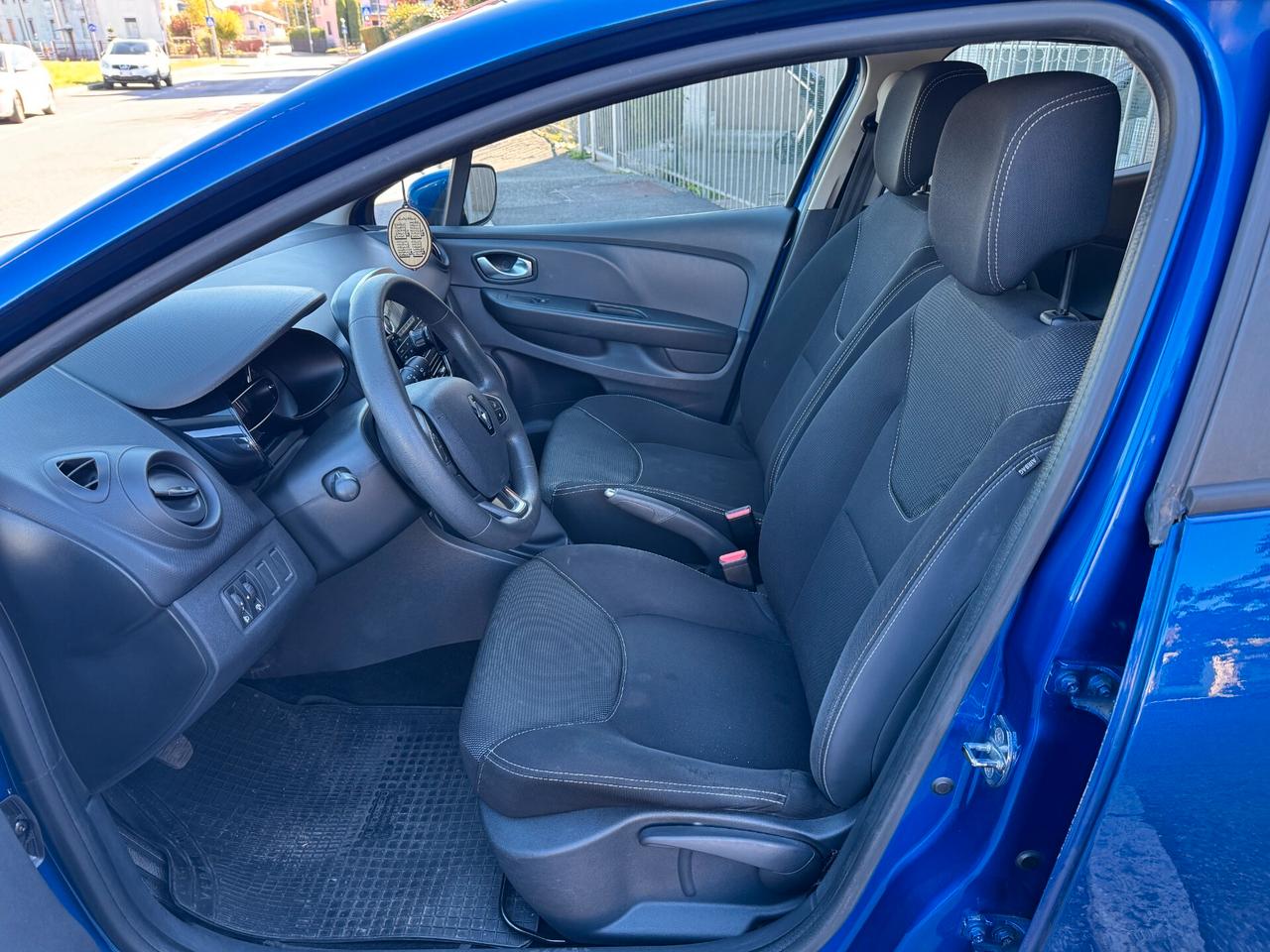 Renault Clio 1.2 75CV 5 porte Life