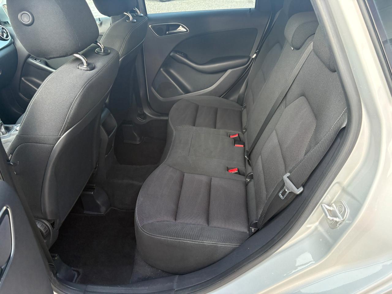 Mercedes B180 CDI-Unico Proprietario