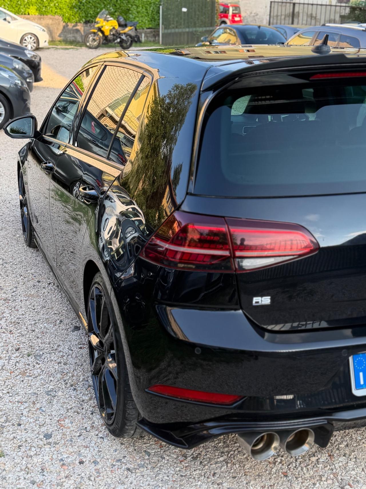 Volkswagen GOLF R LOOK FULLOPT TOTAL BLACK