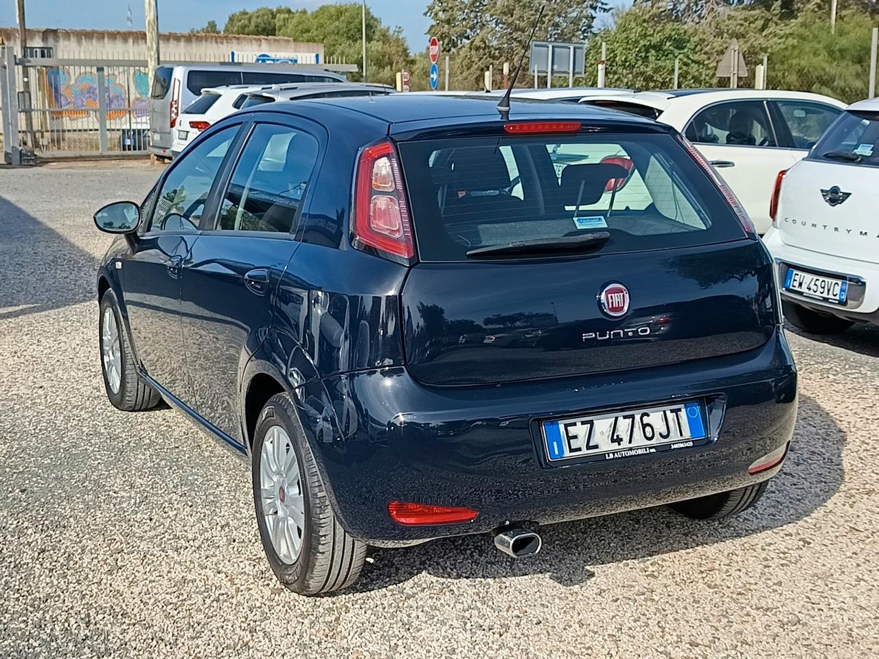 Fiat Punto 2015 - 1.3 MJT II OK NEOP. LB AUTOMOBILI