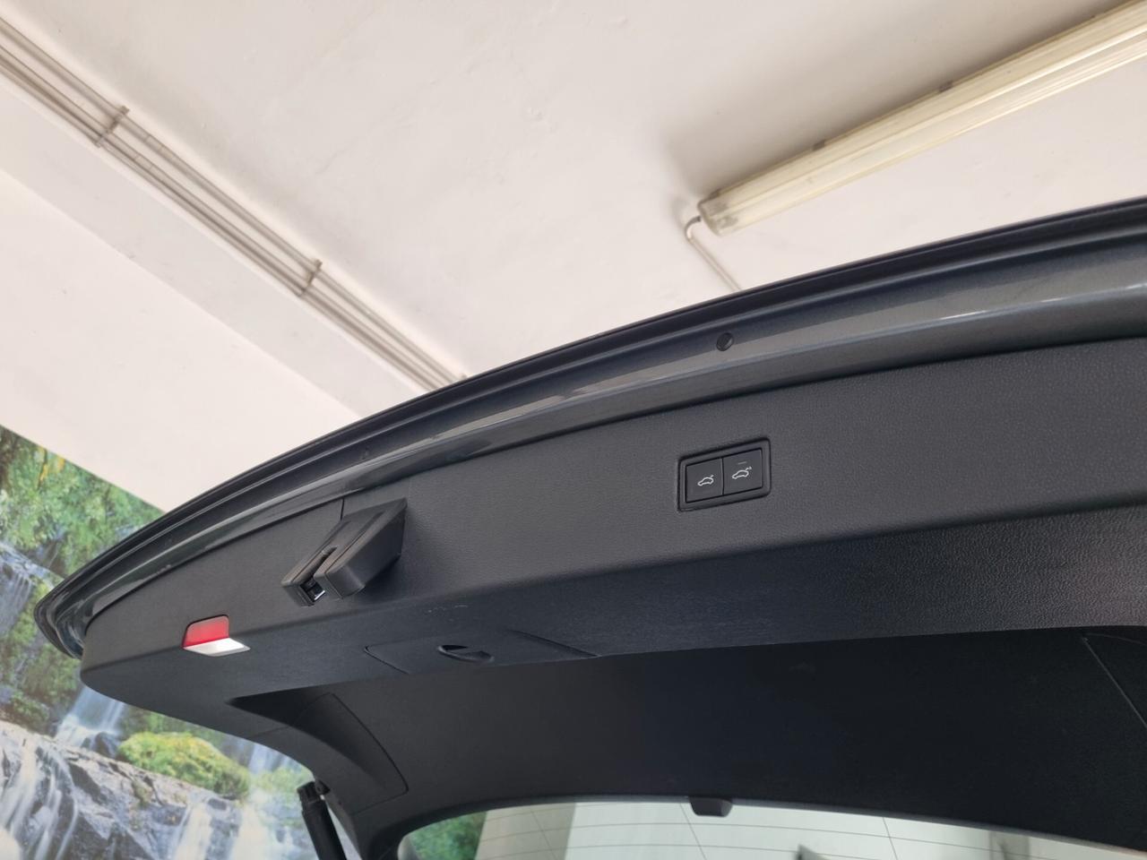 Volkswagen Tiguan 1.6 TDI SCR R-Line, VIRTUAL COCKPIT, KEYLESS