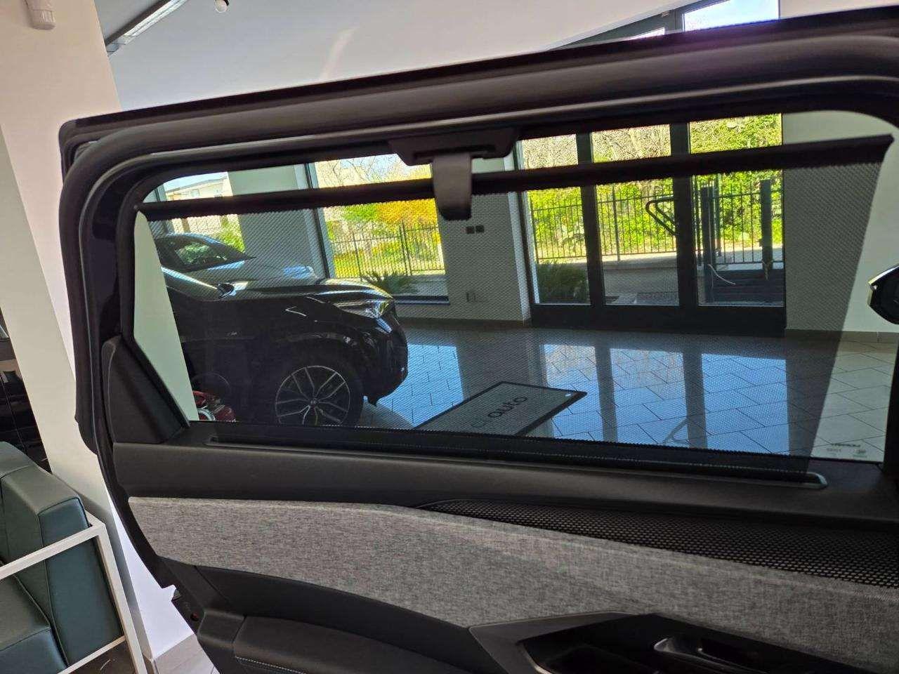 Peugeot 5008 Hybrid 145 e-DCS6 GT KM ZERO!!!