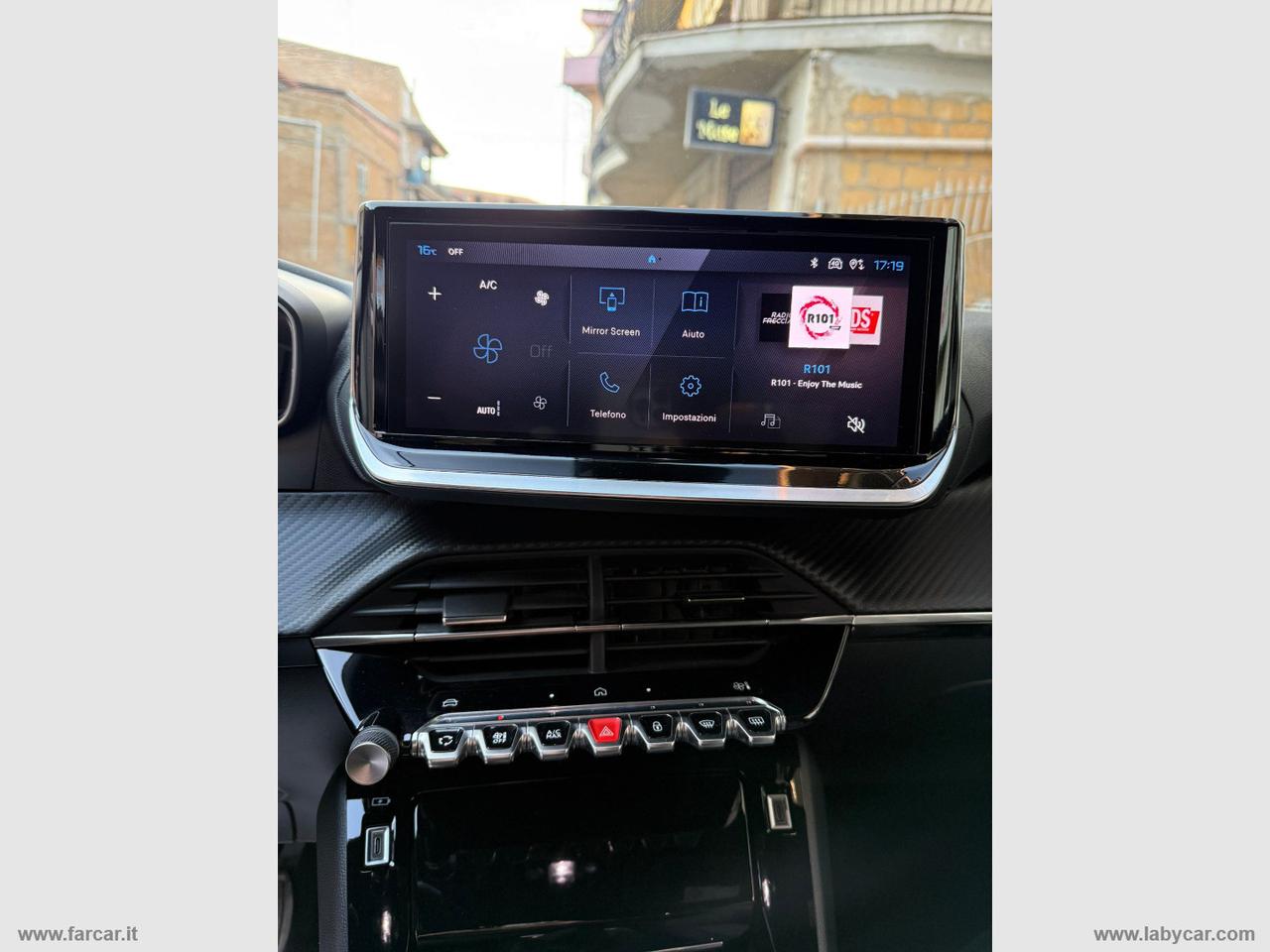 PEUGEOT 2008 PureTech 100 S&S Allure