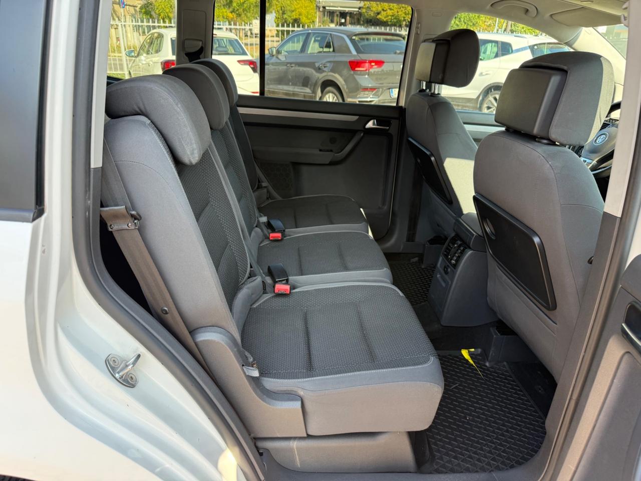Volkswagen Touran 1.6 TDI Trendline OK NEOPATENTATI