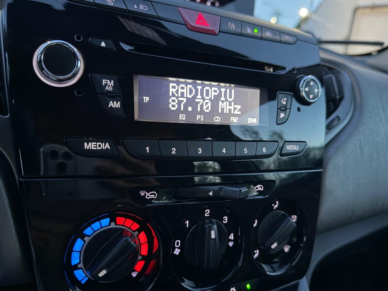 Lancia Ypsilon ECOCHIC