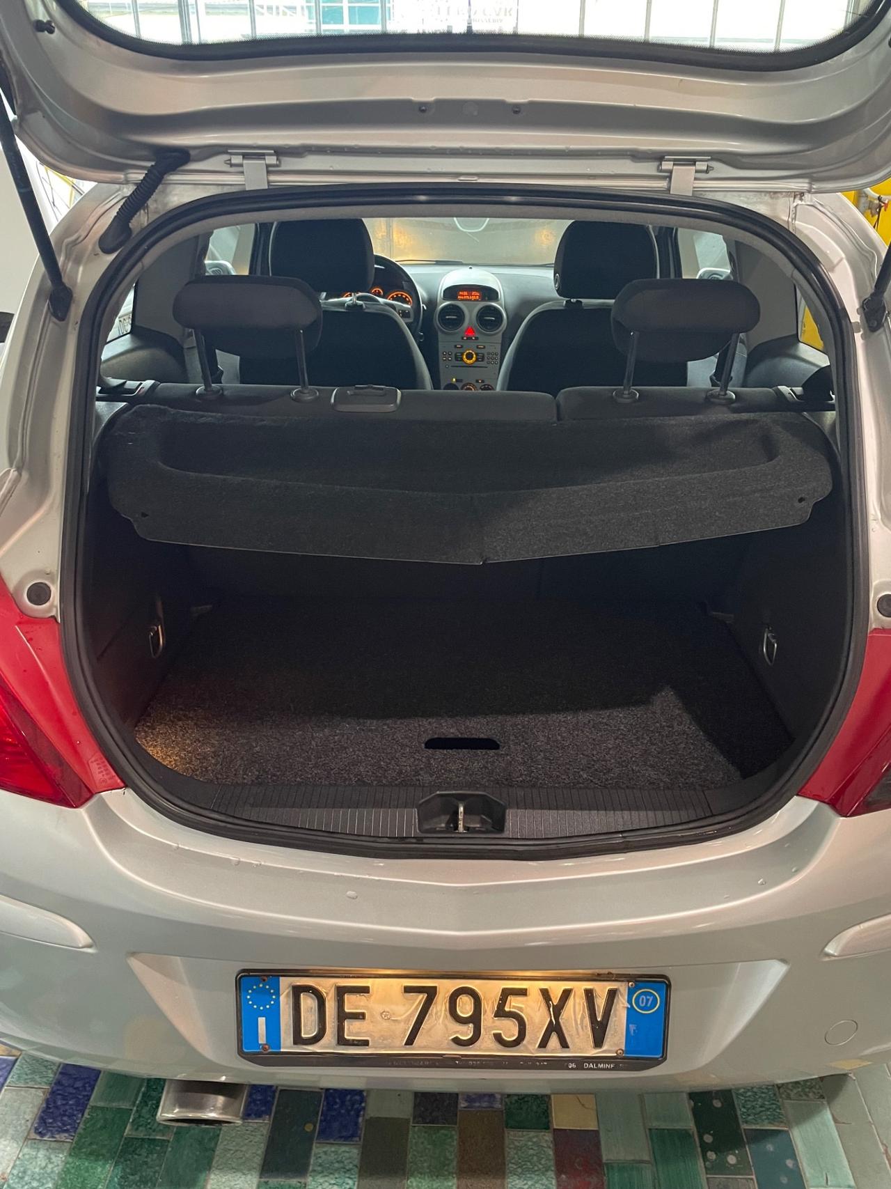 Opel Corsa 1.2 3 porte Sport SOLO 120 MILA KM