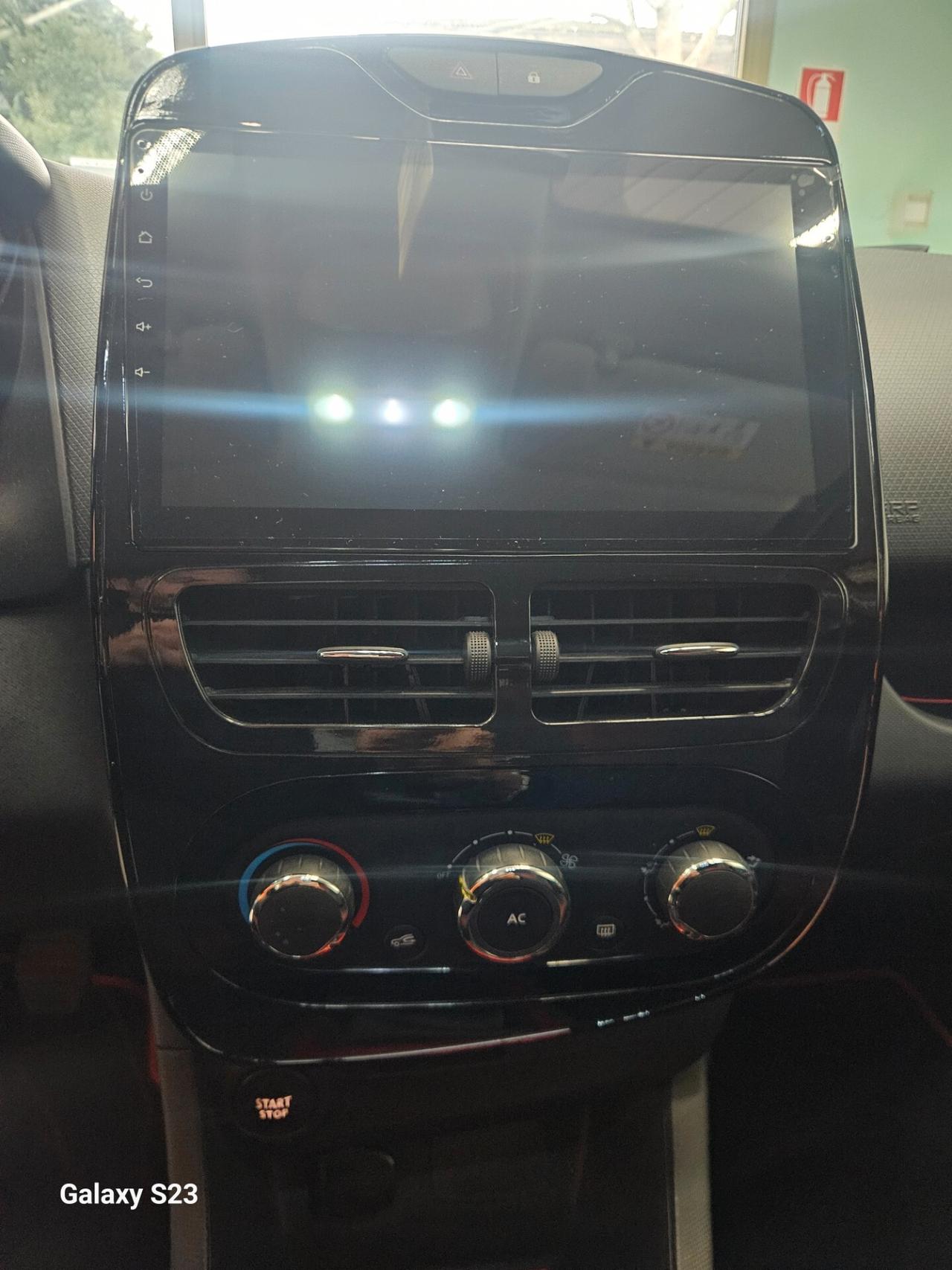 Renault Clio 1.2 75CV 5 porte Live