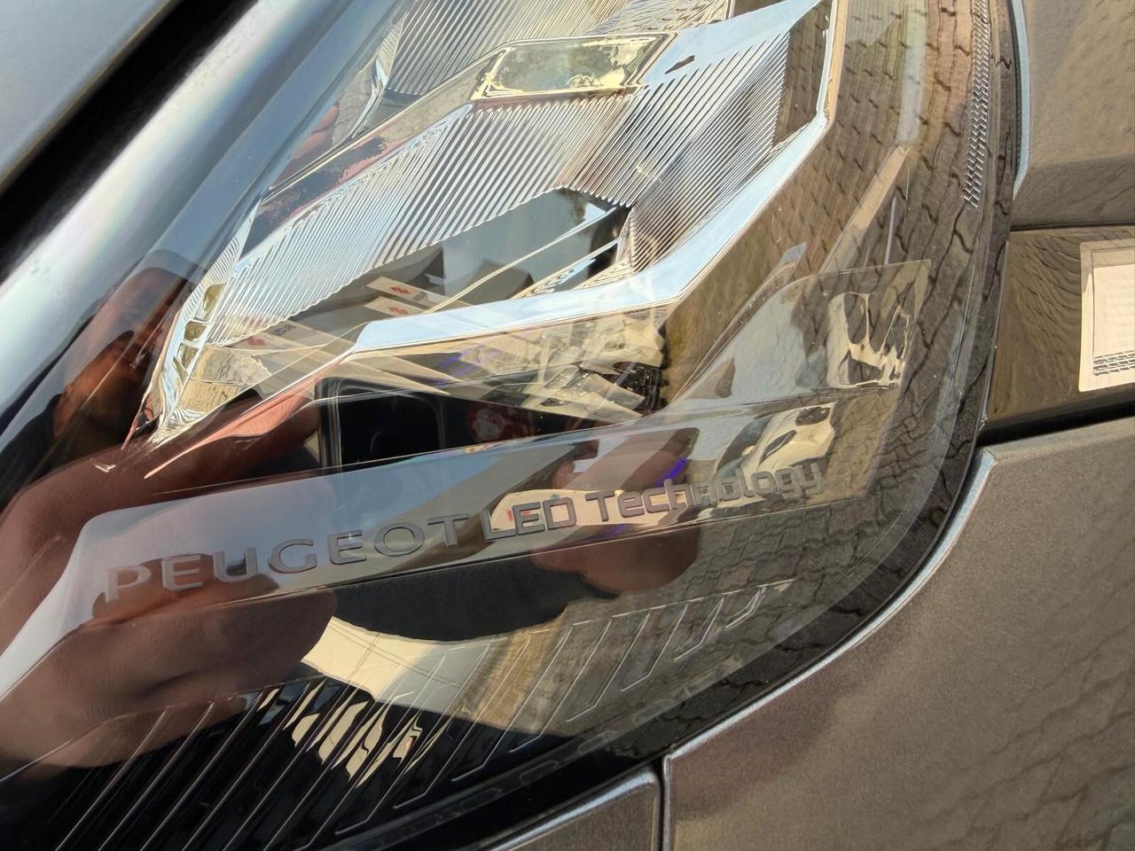 Peugeot 208 PureTech 75 Stop&Start 5 porte Like