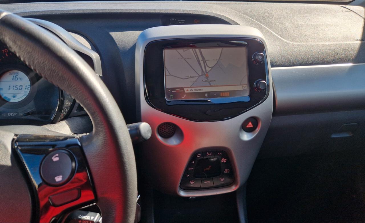 Toyota Aygo 1.0 VVT-i 69 CV 5 porte x-clusiv