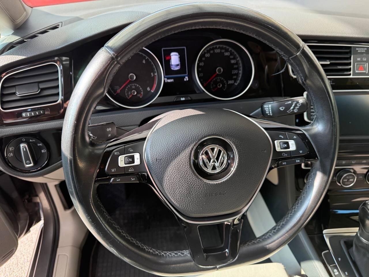Volkswagen Golf 2.0 TDI DSG 5p. Executive BlueMotion Technology - AUTOMATICO - EURO6