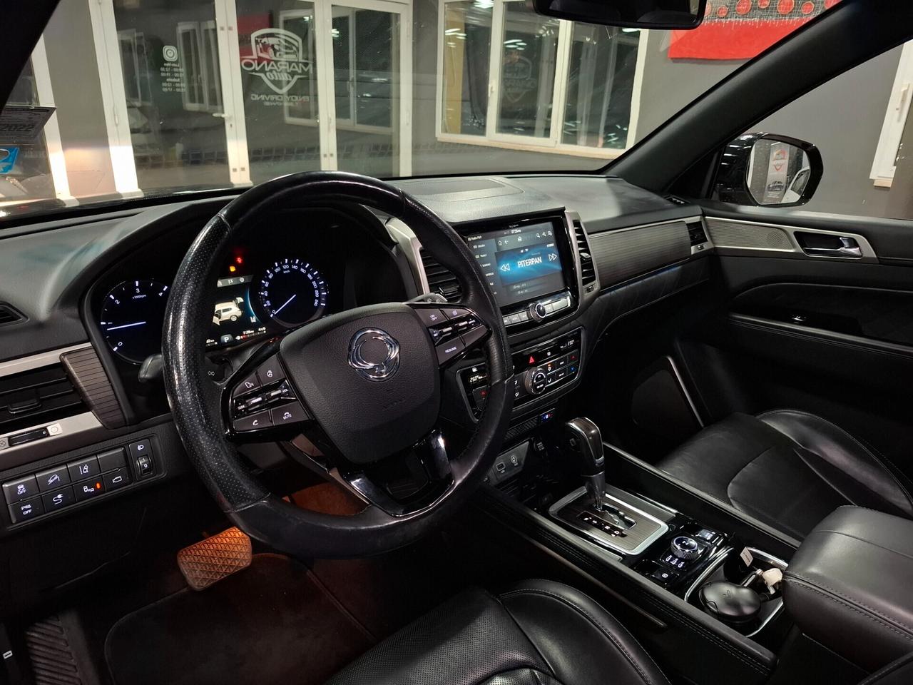 Ssangyong REXTON 2.2 4WD 7 posti