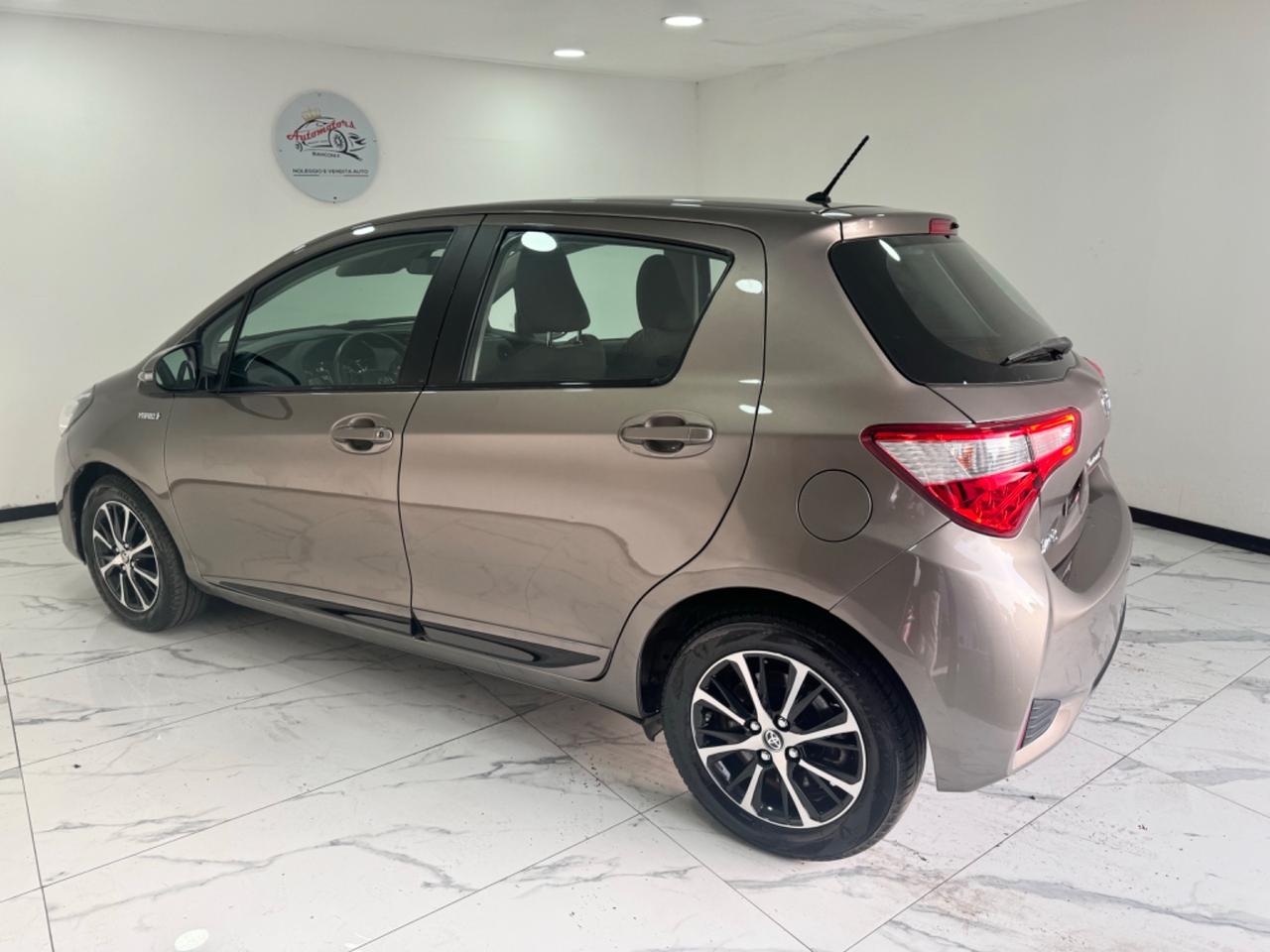 Toyota Yaris 1.5 Hybrid-2018-GARANTITA