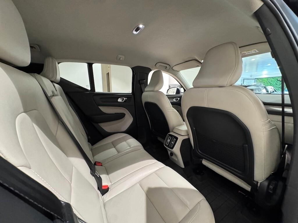 Volvo XC40 D4 AWD Geartronic Inscription
