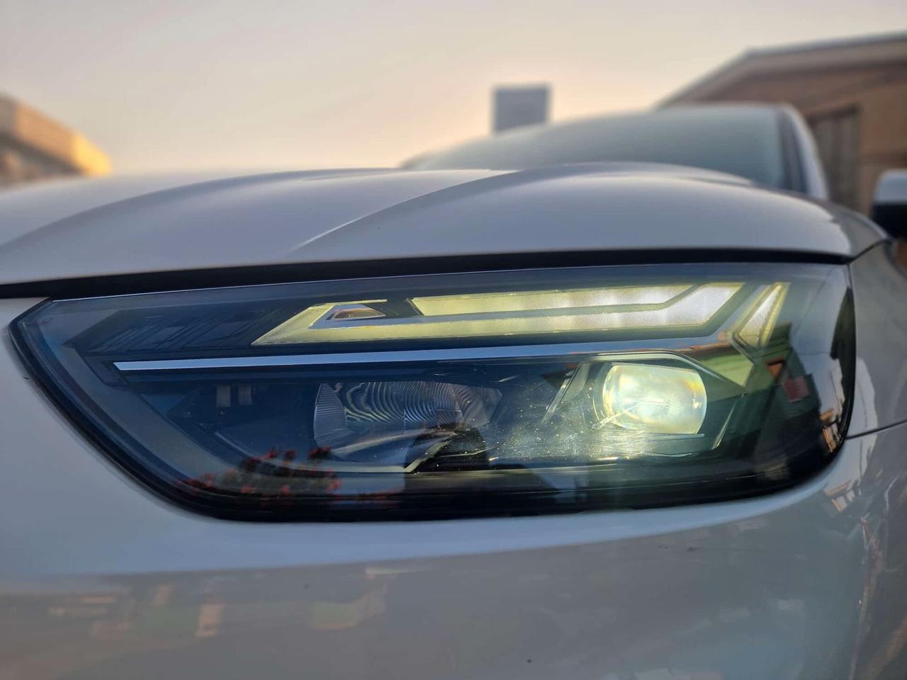 Audi Q5 35 TDI S tronic Business