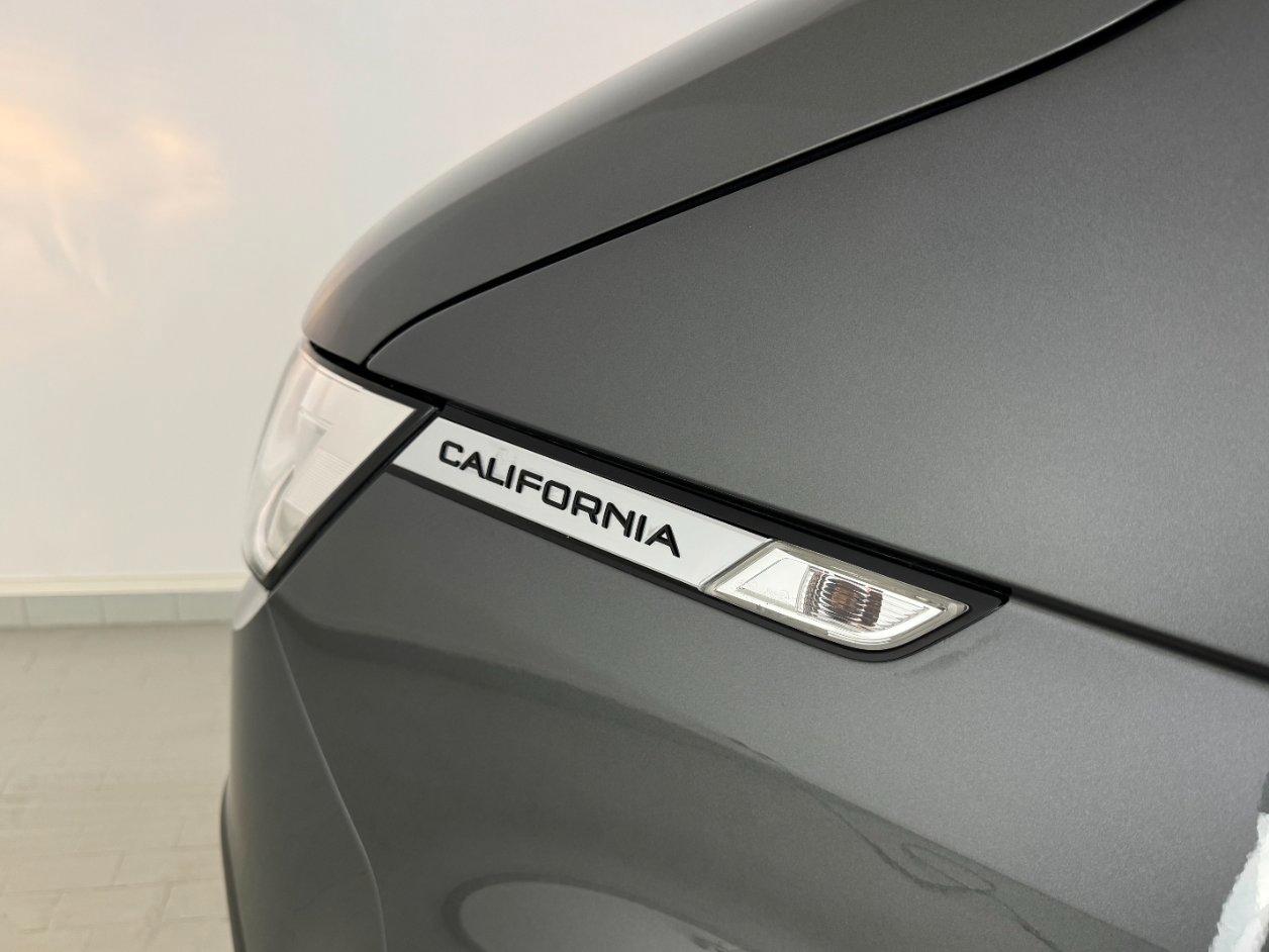 Volkswagen T6.1 California BEACH TOUR