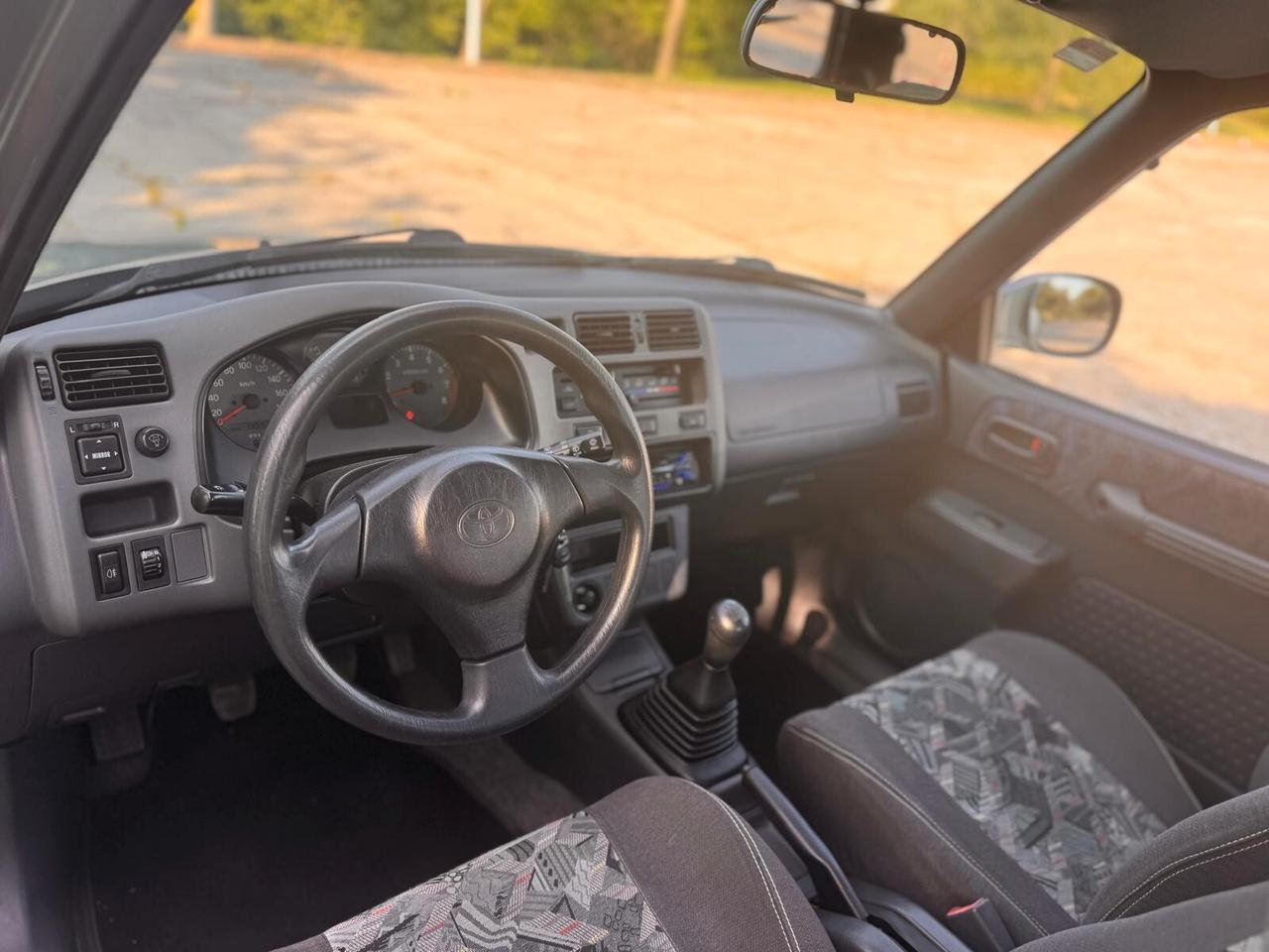 Toyota RAV 4 2.0i 16V cat 3 porte