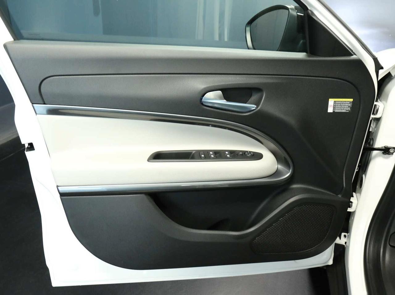 Fiat 600 1.2 110CV Hybrid MHEV DCT La Prima