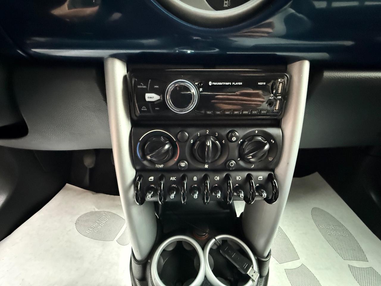 Mini 1.6 16V Cooper Checkmate