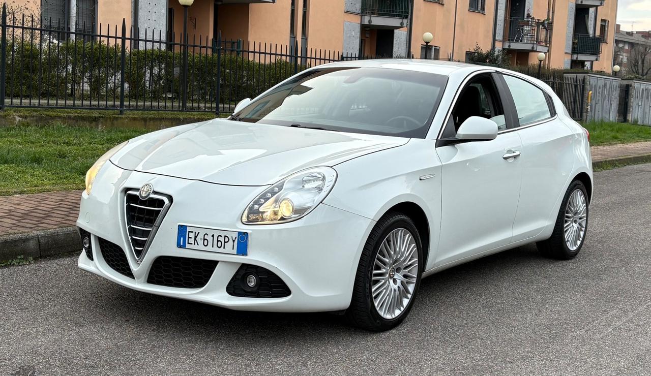 Alfa Romeo Giulietta 1.6 JTDm-2 105 CV Distinctive