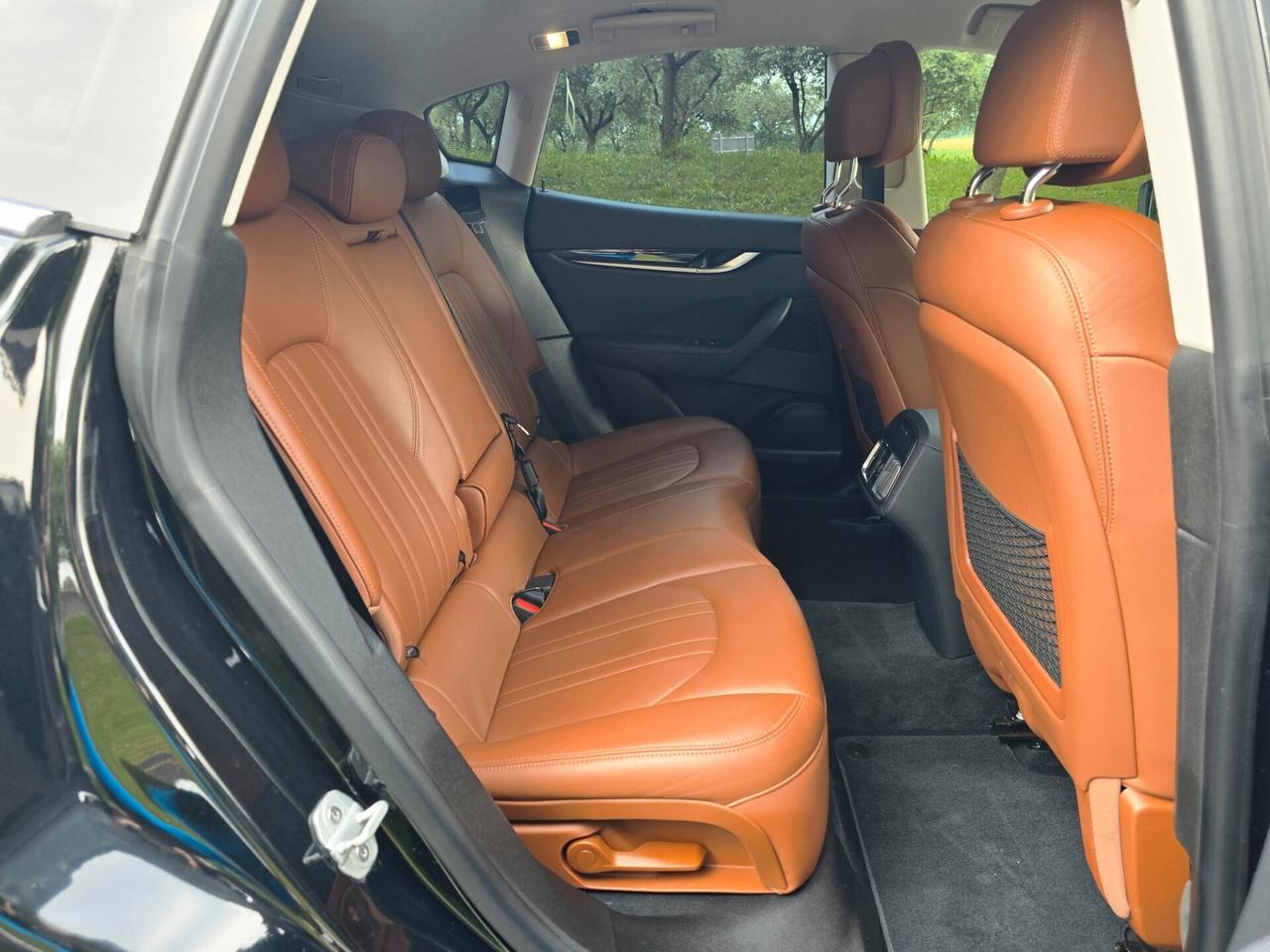 Maserati Levante V6 AWD 350 CV BENZINA - 2021