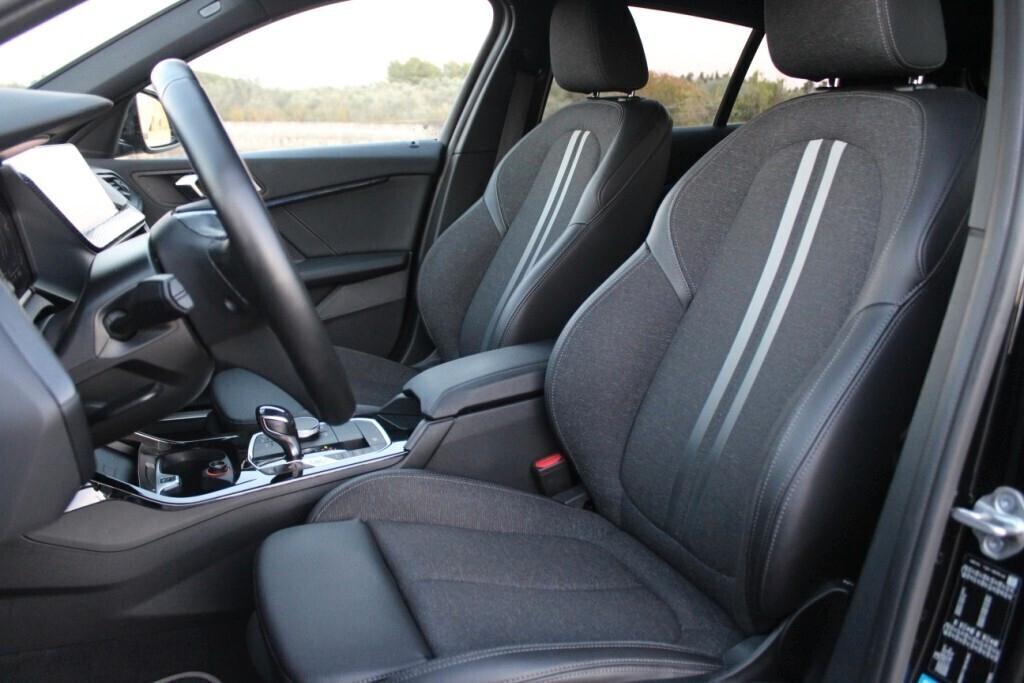 BMW Serie 1 Sport 118 d *FULL LED *Luci Ambiente