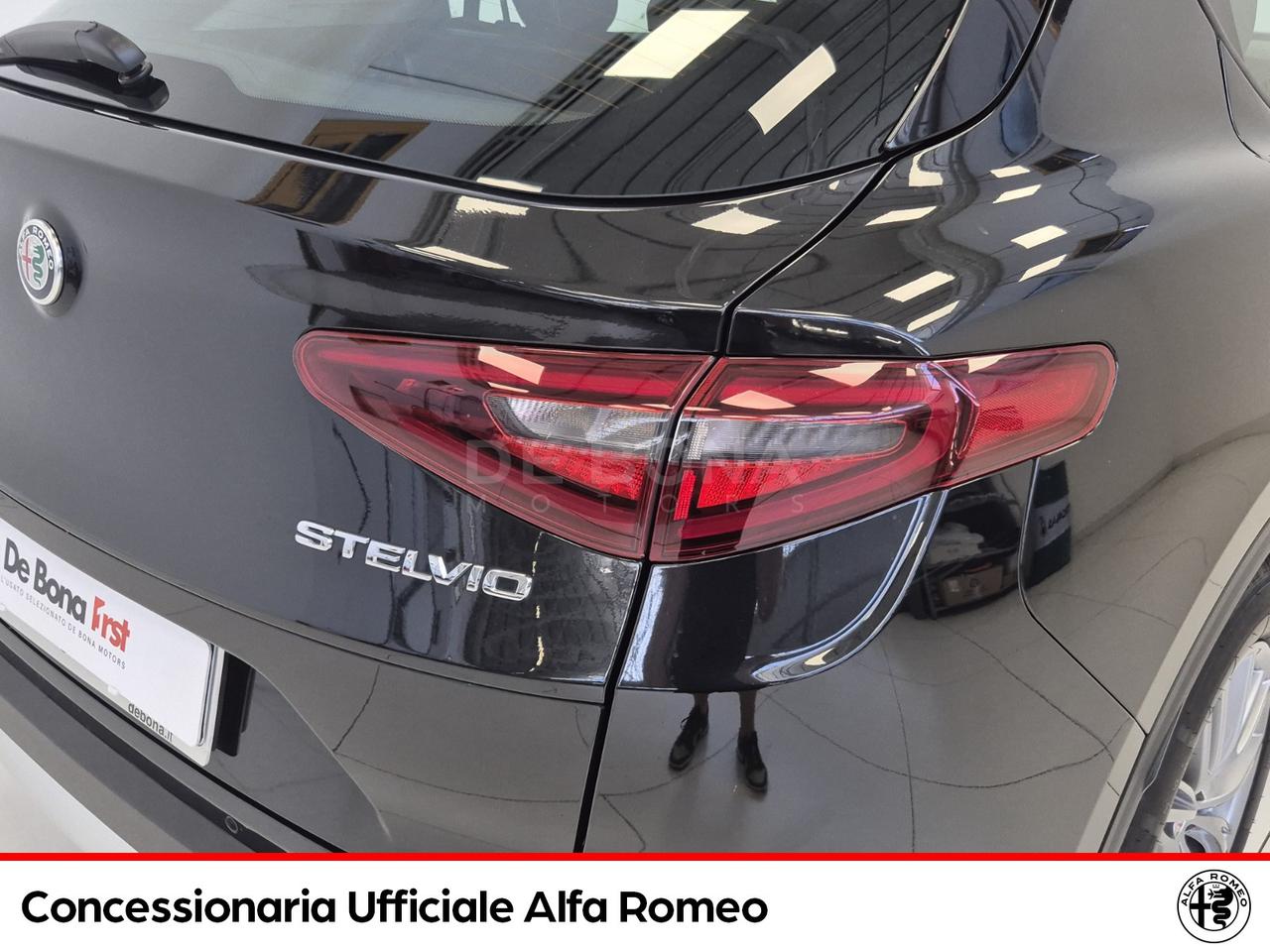 Alfa Romeo Stelvio 2.2 t rwd 160cv auto