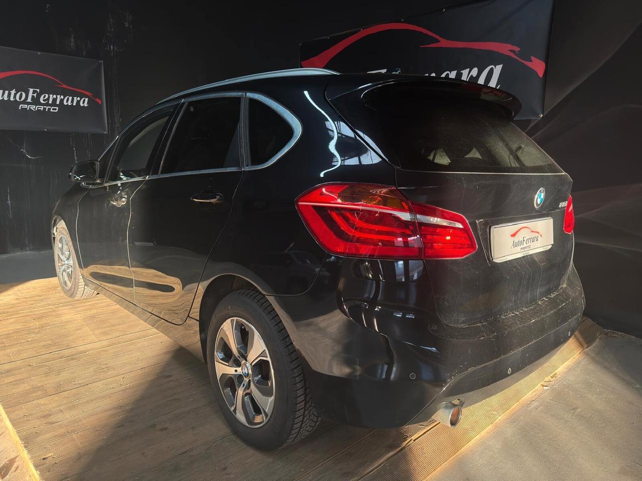 Bmw 2er Active Tourer 218d Luxury