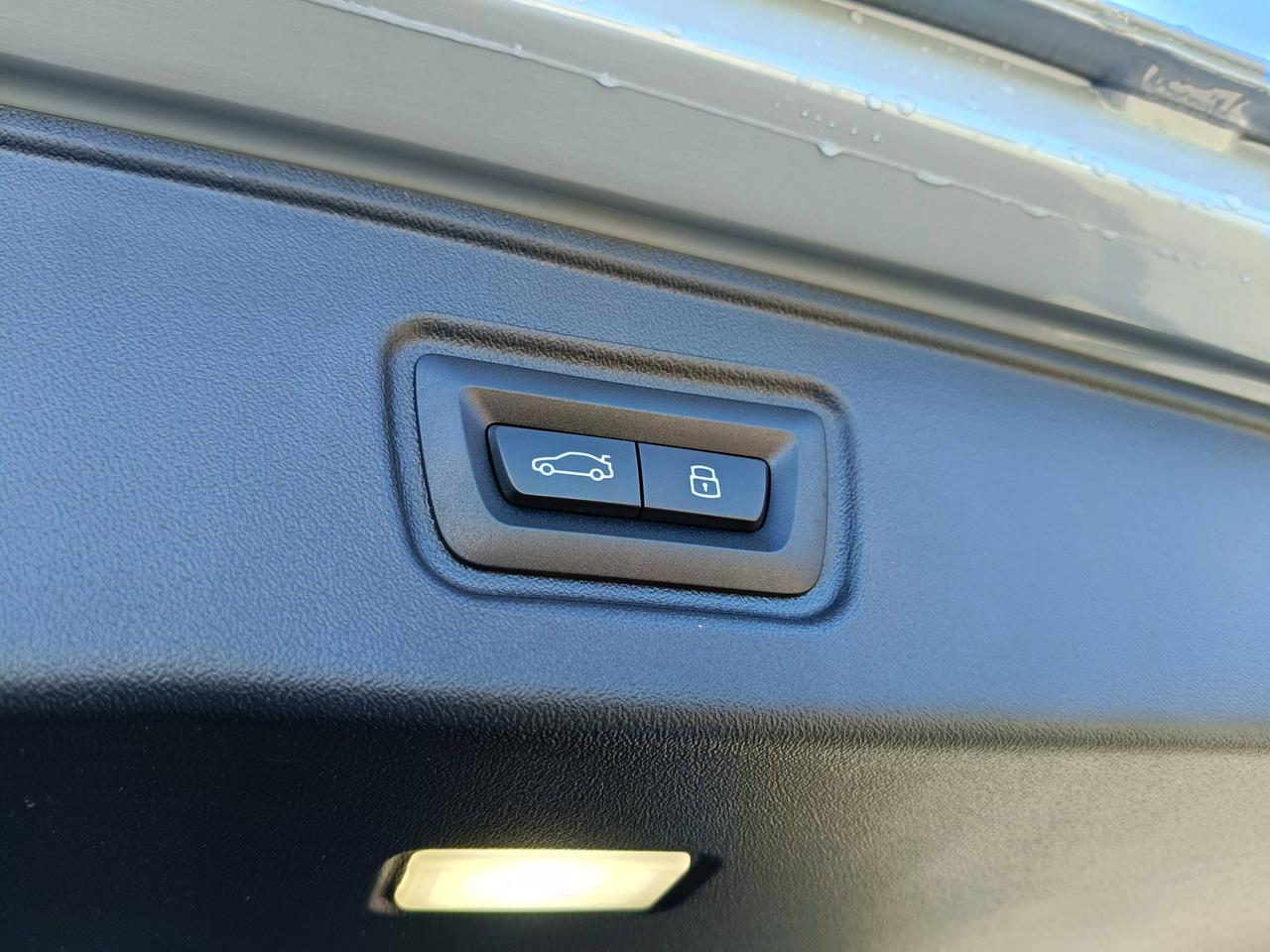 BMW Serie 5 G61 2024 Touring - 520d Touring 48V xdrive MSport Pro auto