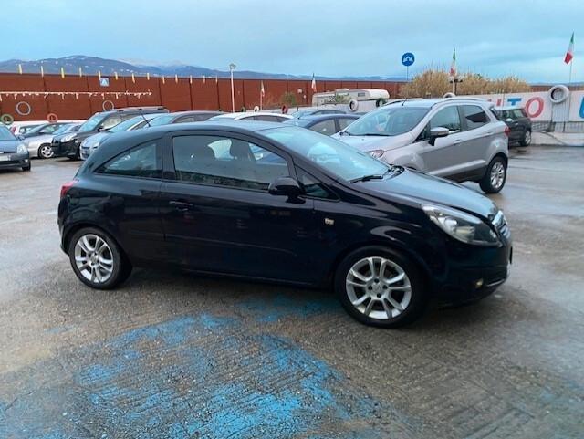 Opel Corsa 1.2 3 porte Club