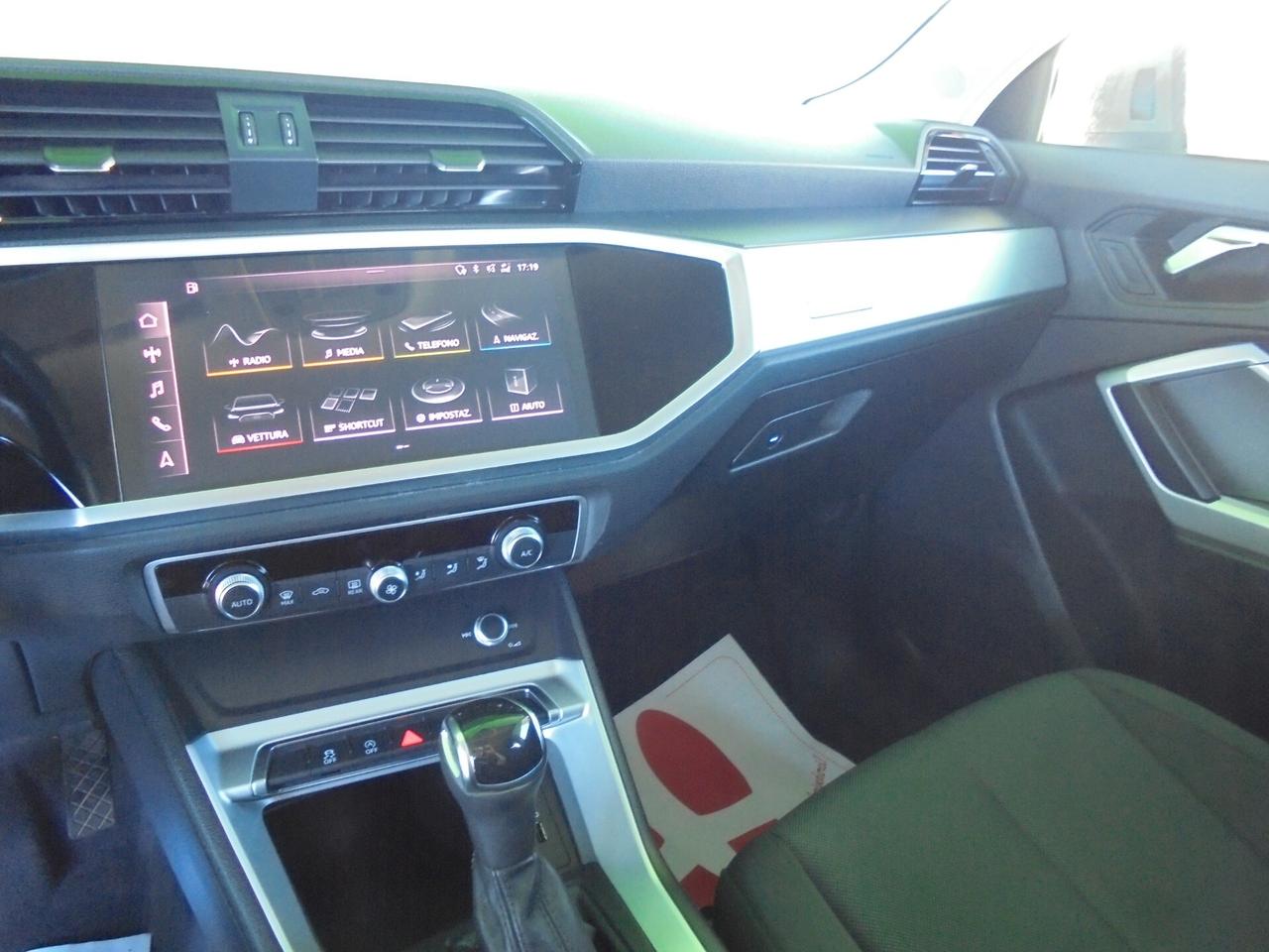 Audi Q3 35 TDI S tronic Business Advanced