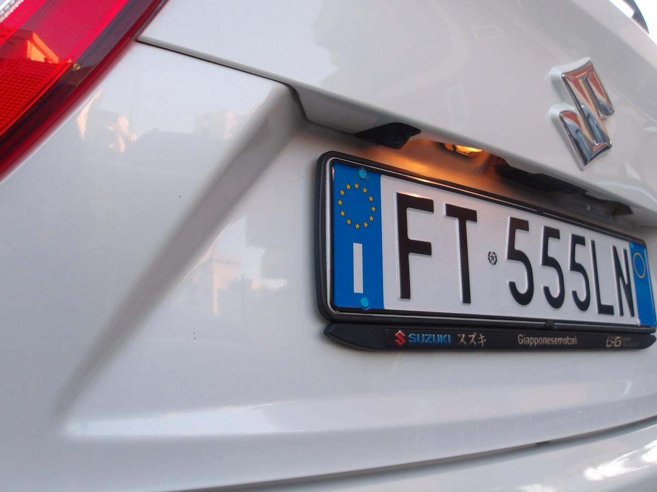 SUZUKI IGNIS 1.2 HYBRID-RETROC-NAVI