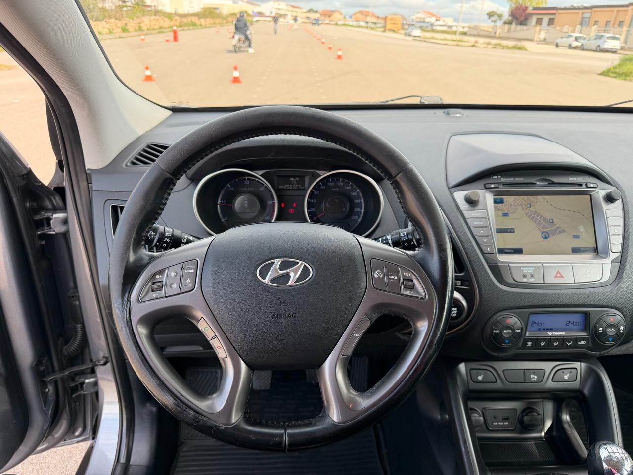 Hyundai iX35 1.7 CRDi 116cv 2WD Xpossible Pelle*Navi