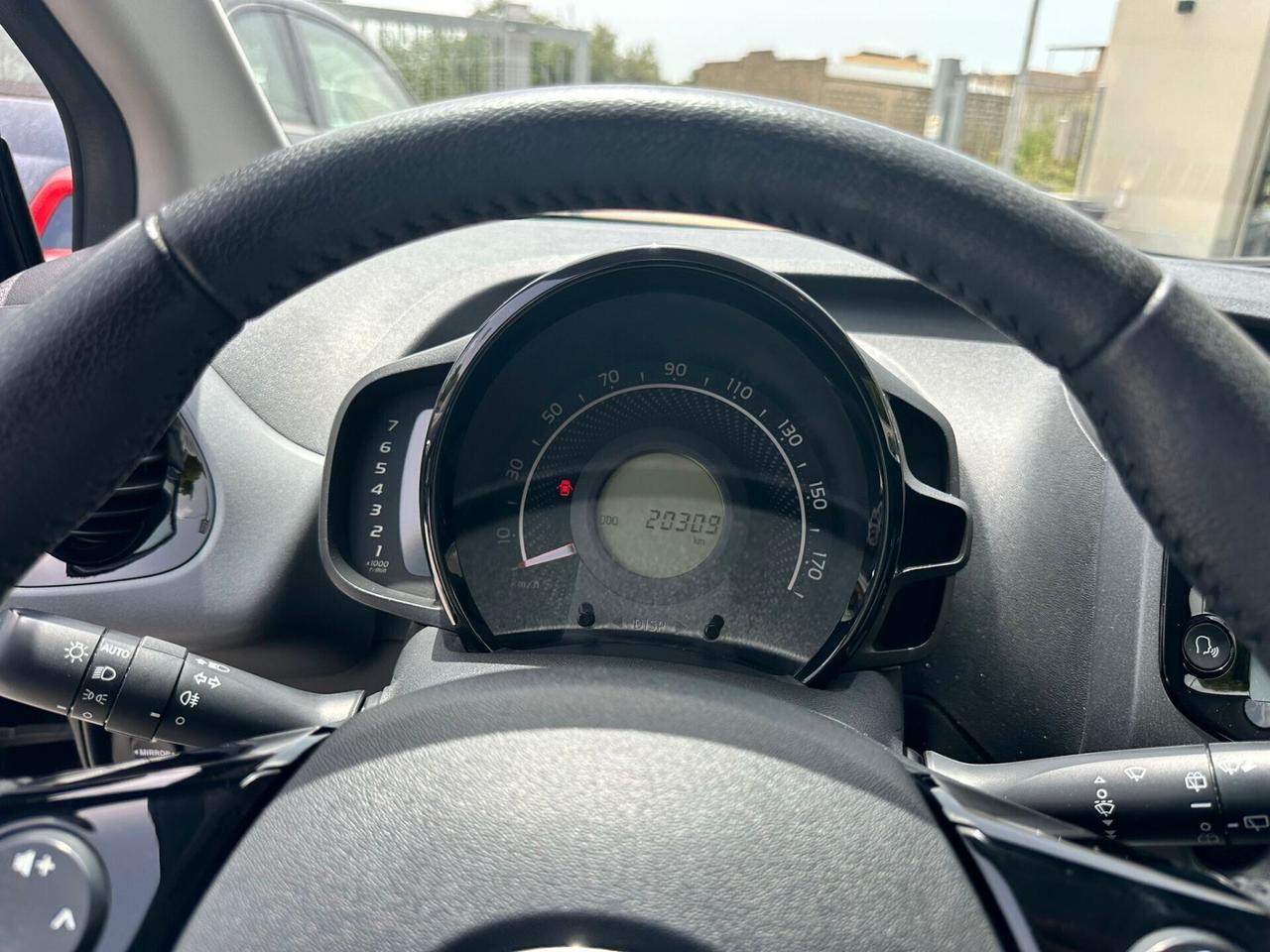 Toyota Aygo Connect 1.0 VVT-i 72 CV 5 porte x-fun MMT