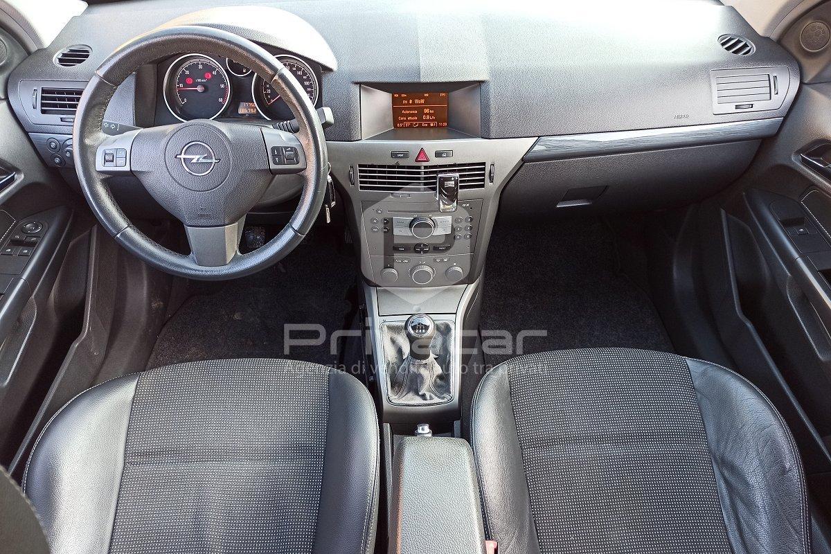 OPEL Astra 1.7 CDTI 101CV 5 porte Cosmo