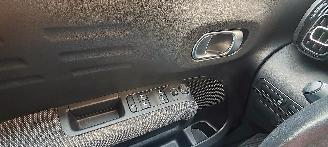 CITROEN C3 Aircross BlueHDi 100 Shine 2018 OK Neopatentati
