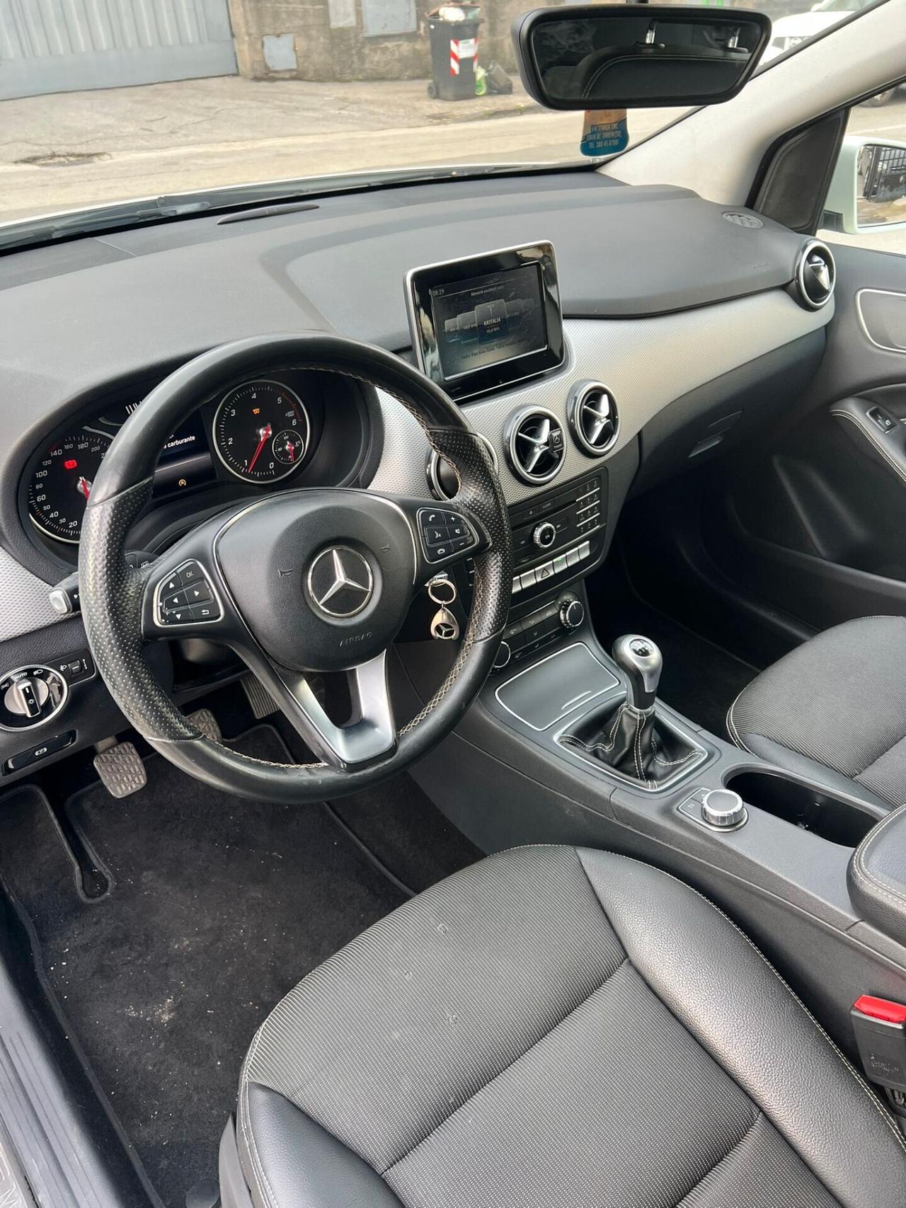 Mercedes-benz B 180 CDI Premium