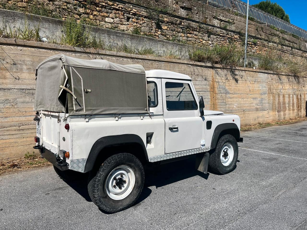 Land Rover Defender 90 2.5 Tdi Hard-top pick up