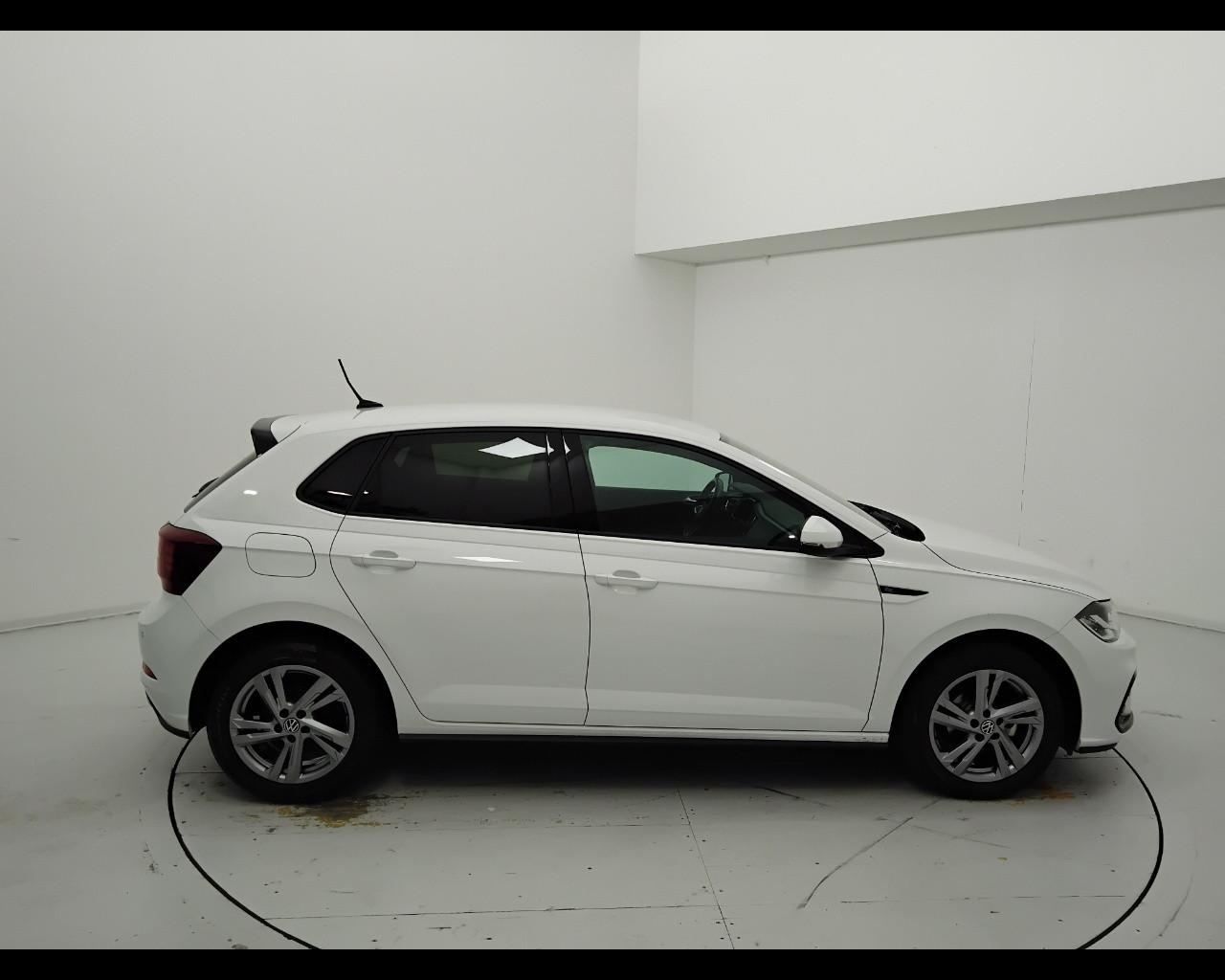 VOLKSWAGEN Polo VI 2022 - Polo 1.0 tsi R-Line 95cv