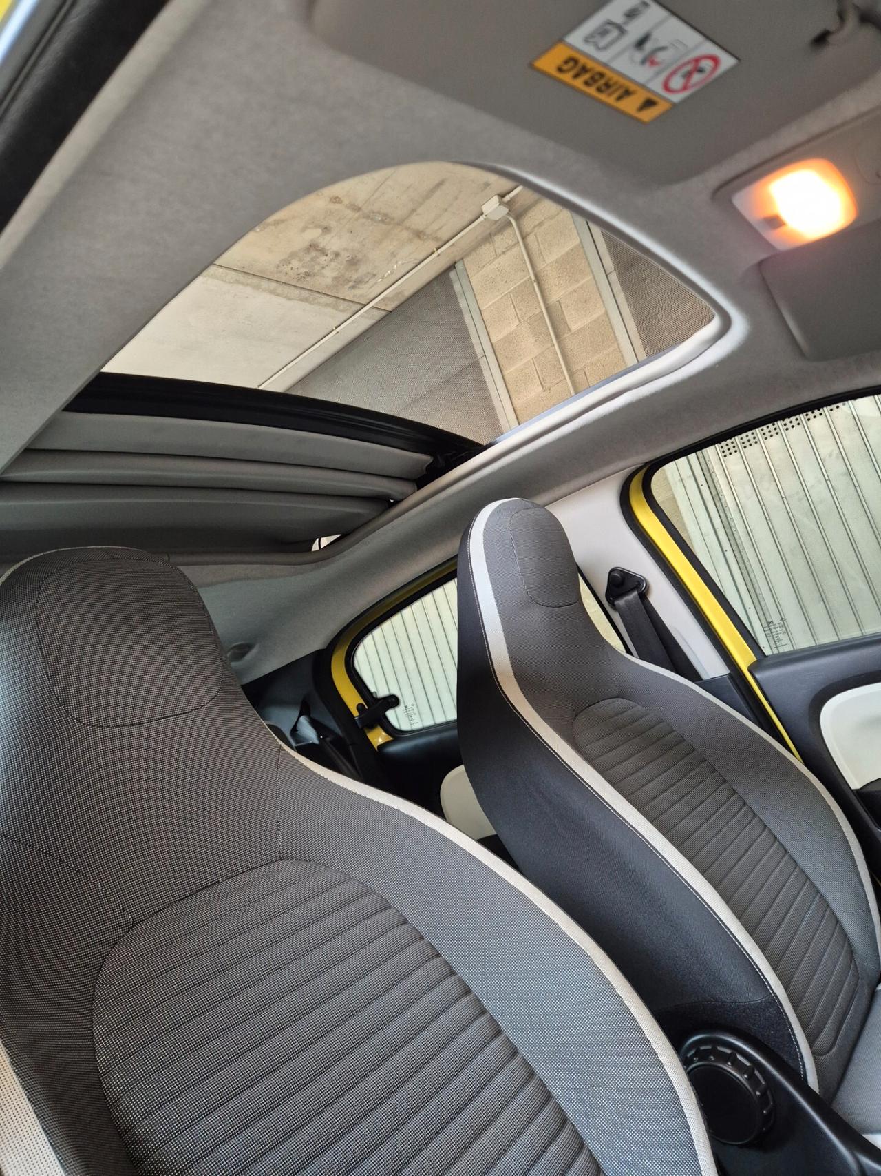 Renault Twingo TCe 90 CV EDC Openair