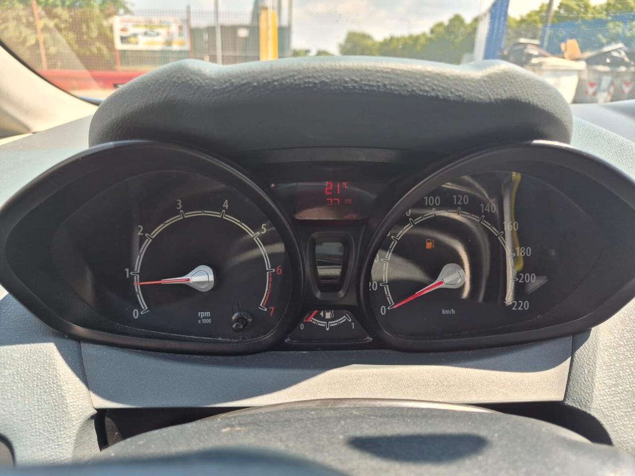 Ford Fiesta 1.4 5 porte Bz.- GPL Titanium