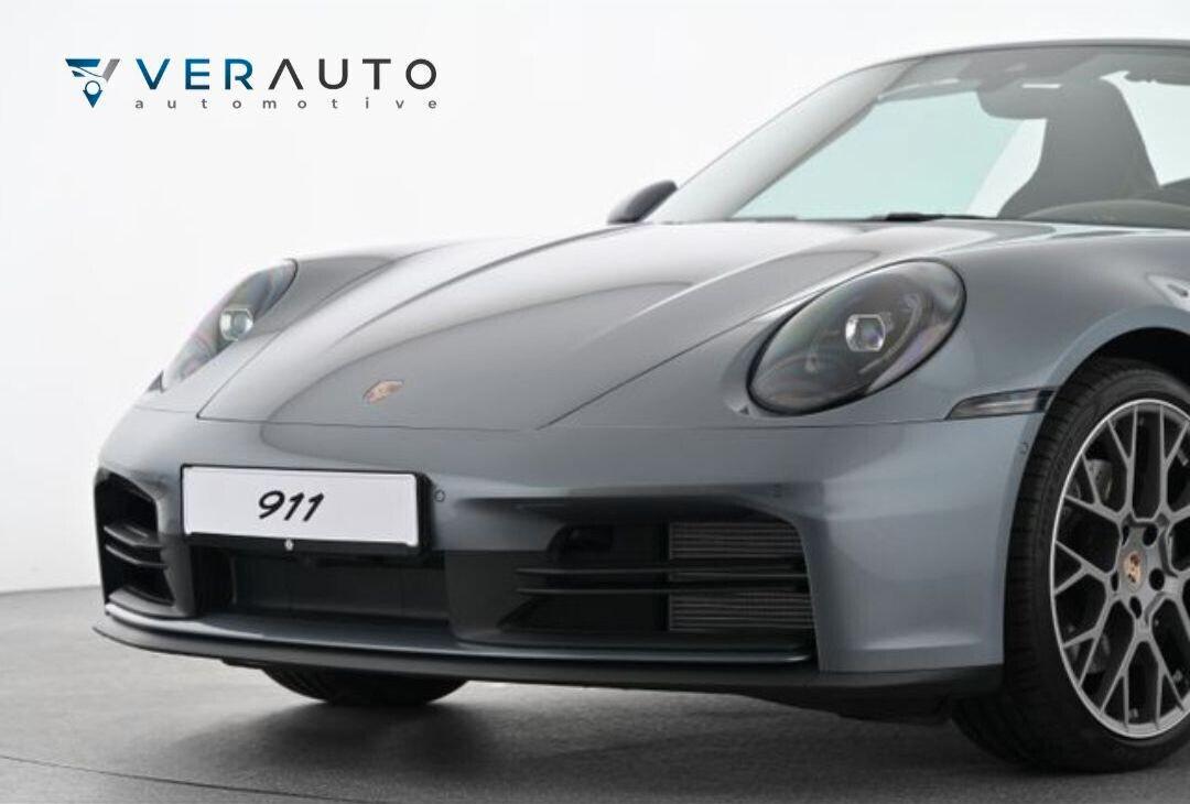 Porsche 992 Carrera Cabrio possibilità noleggio no scoring