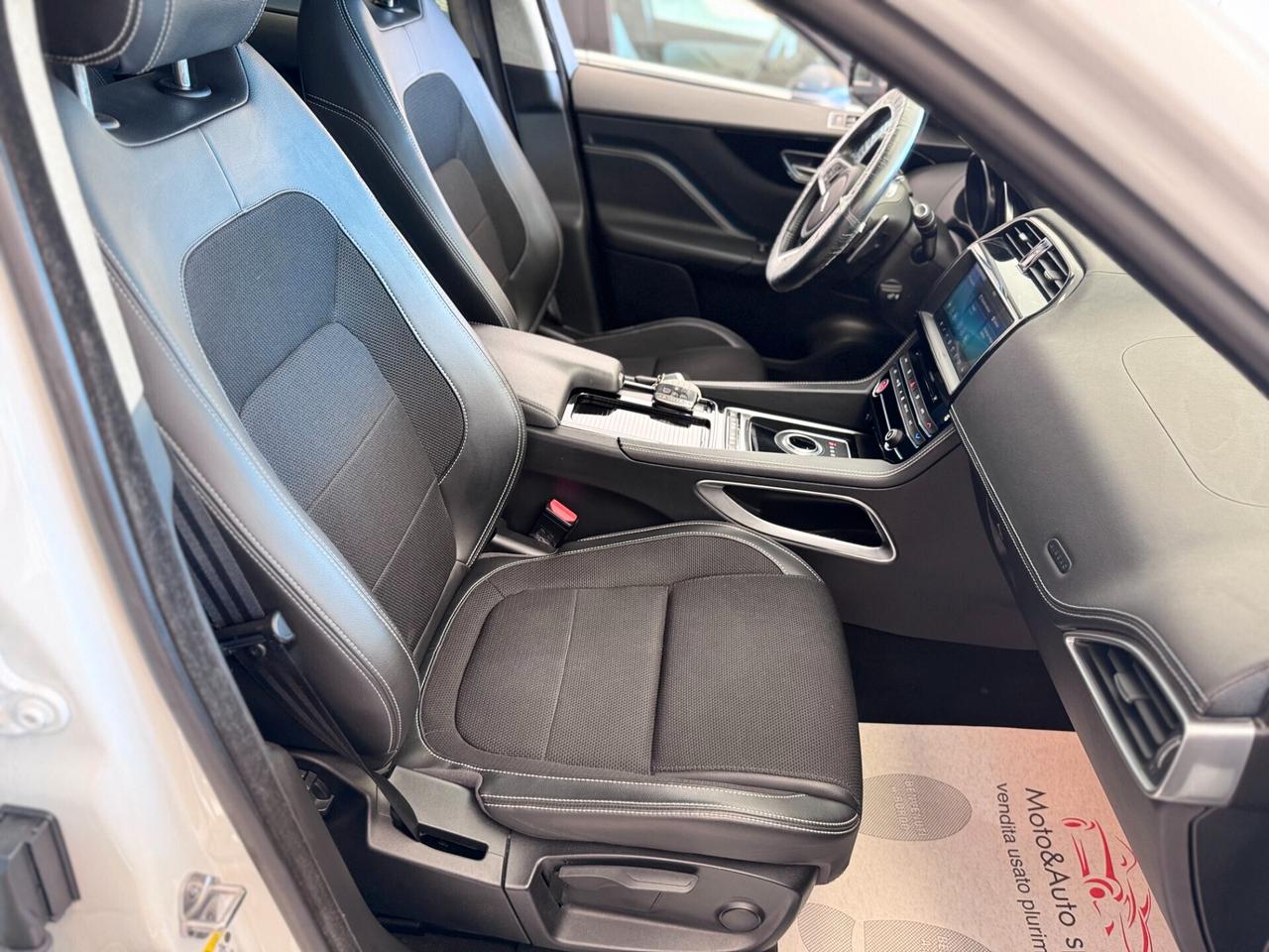 Jaguar F-Pace 2.0 D 180 CV AWD aut. R-Sport