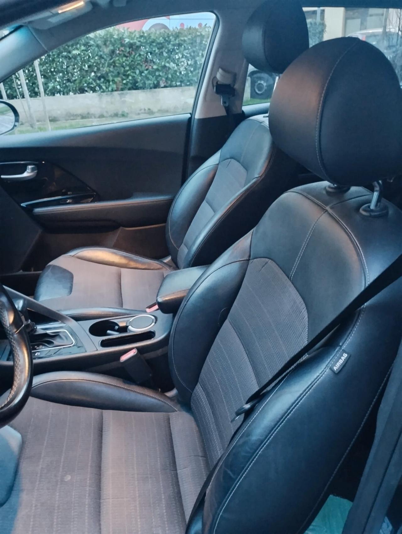 Kia Niro 1.6 GDi DCT HEV Style