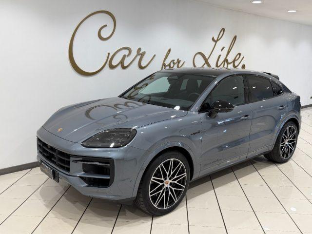 PORSCHE Cayenne 3.0 V6 E-Hybrid Black Edition