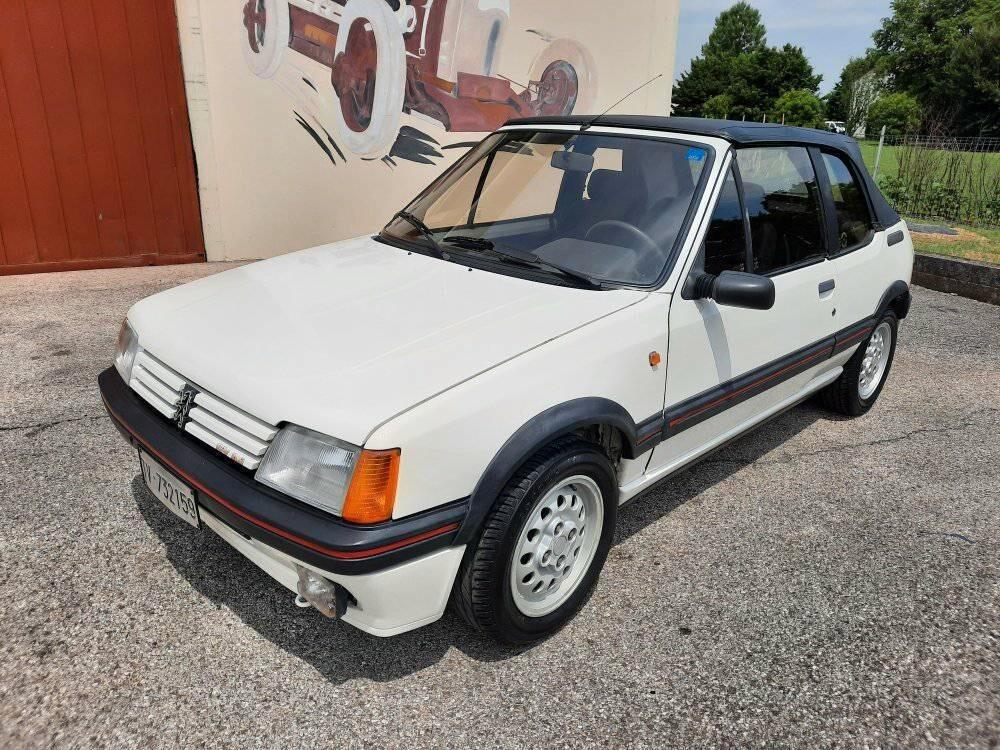 Peugeot 205 1.6 Cabriolet CTI da 115 CV del 1988