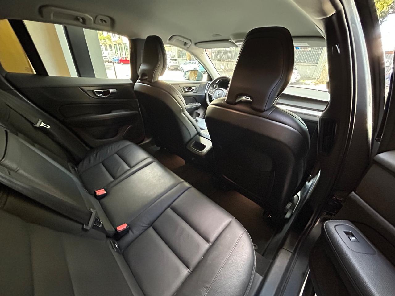 Volvo V60 Cross Country 2.0 d4 Pro Geartronic AWD my20 | PREZZO PIU' IVA!!!