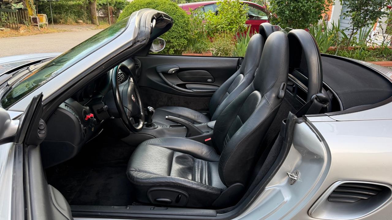 Porsche Boxster 2.7i 24V cat