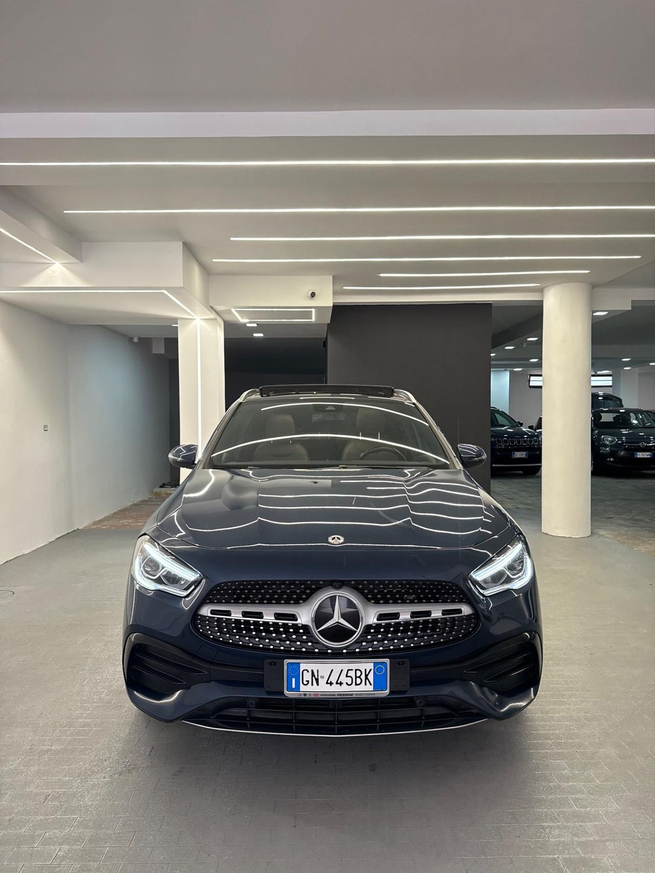 Mercedes-benz GLA 200 d Automatic Premium - Tetto