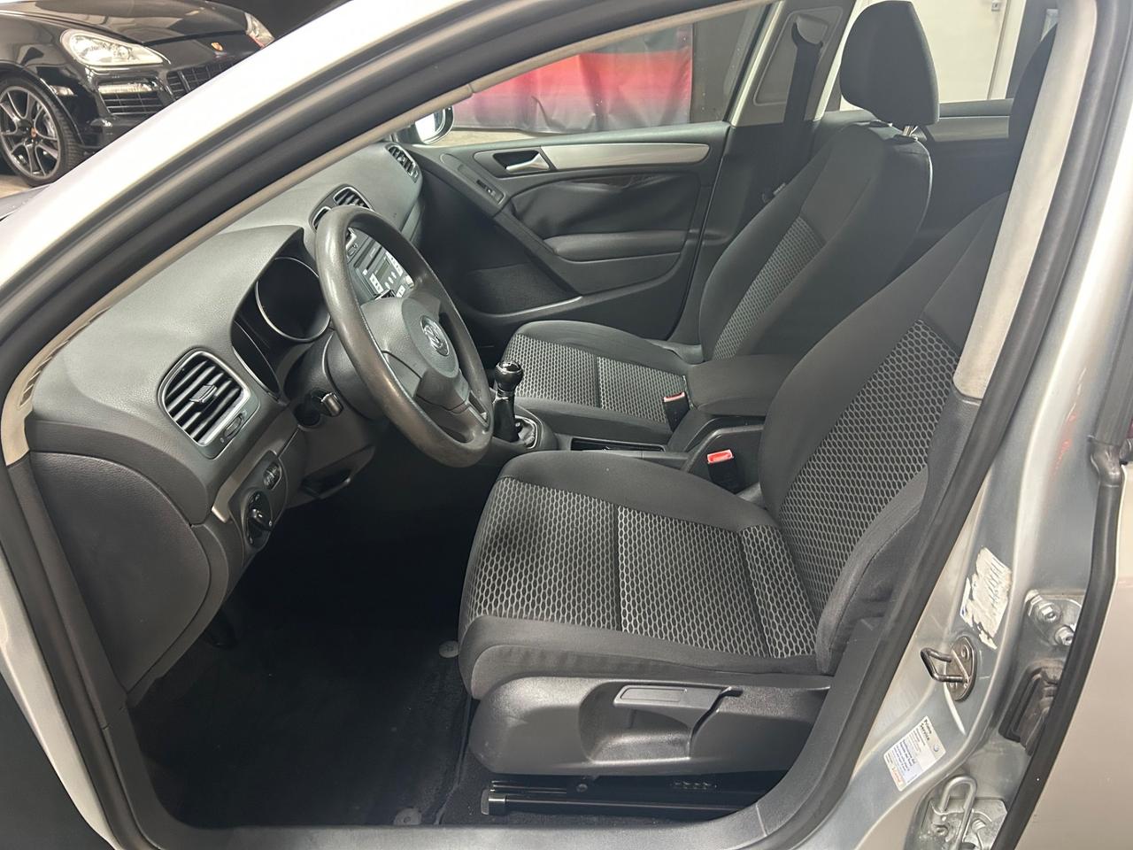 Volkswagen Golf1.6 benz/gpl 100cv Bifuel